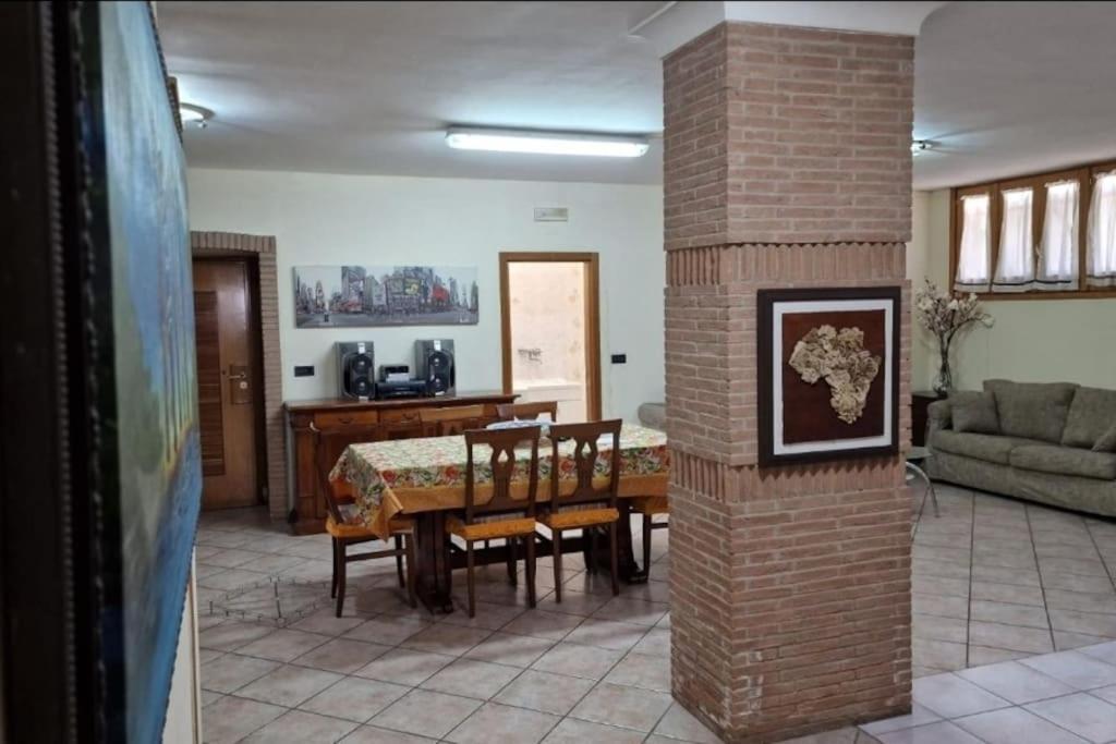 Casa Erre Apartment Lusciano Ngoại thất bức ảnh