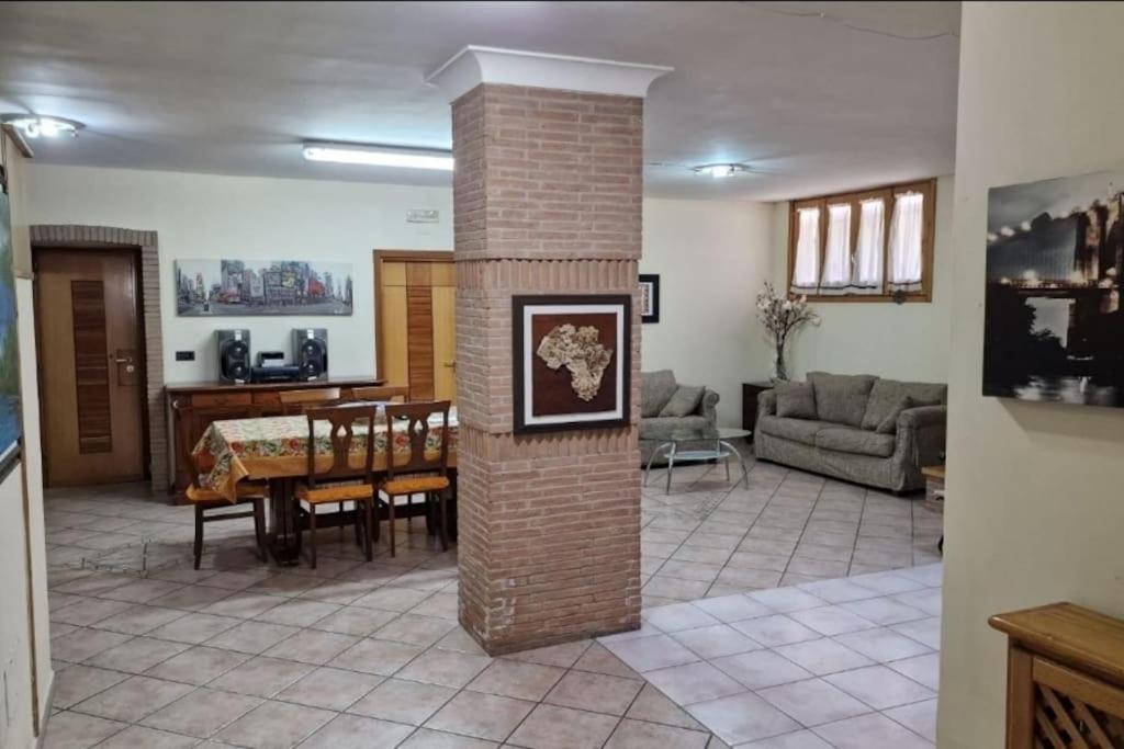 Casa Erre Apartment Lusciano Ngoại thất bức ảnh